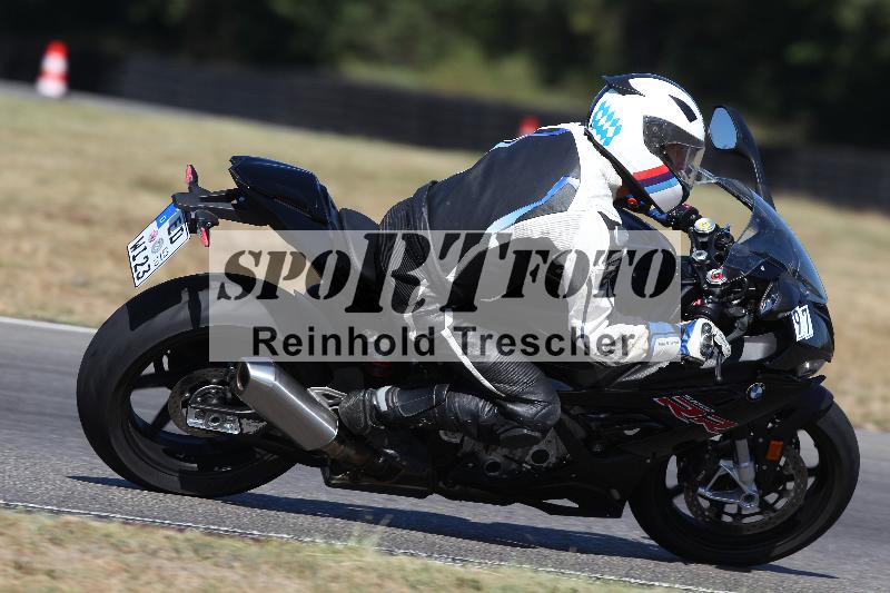 Archiv-2022/51 10.08.2022 Freeride Training ADR/Medium/97